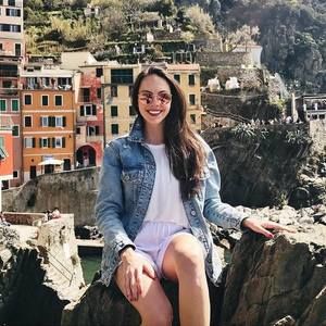 Meet your Posher, Grayson